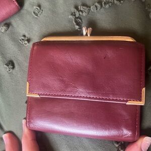 Elegant Burgundy Leather Women's Wallet with Kisslock